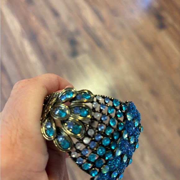 Vintage cuff bracelet - Picture 8 of 9